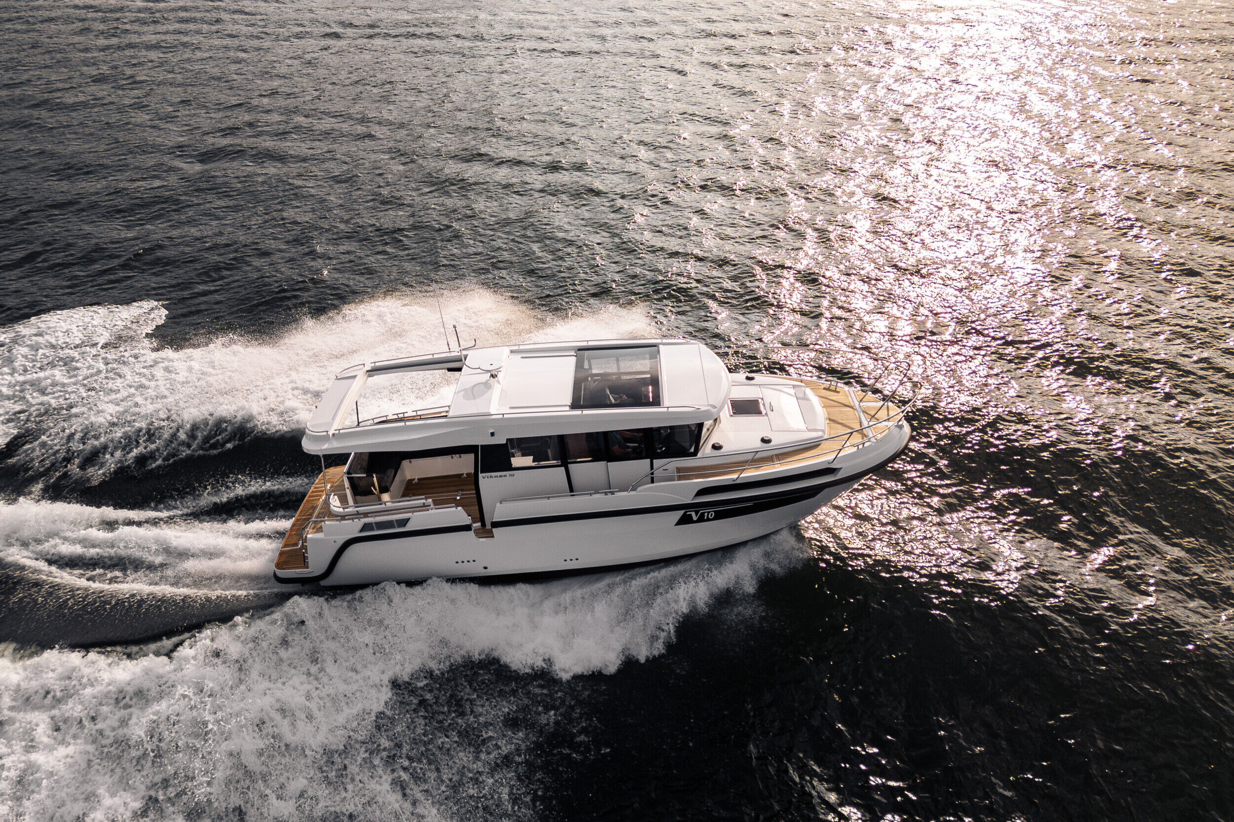 viknes-10-eksterir-fra-styrbor