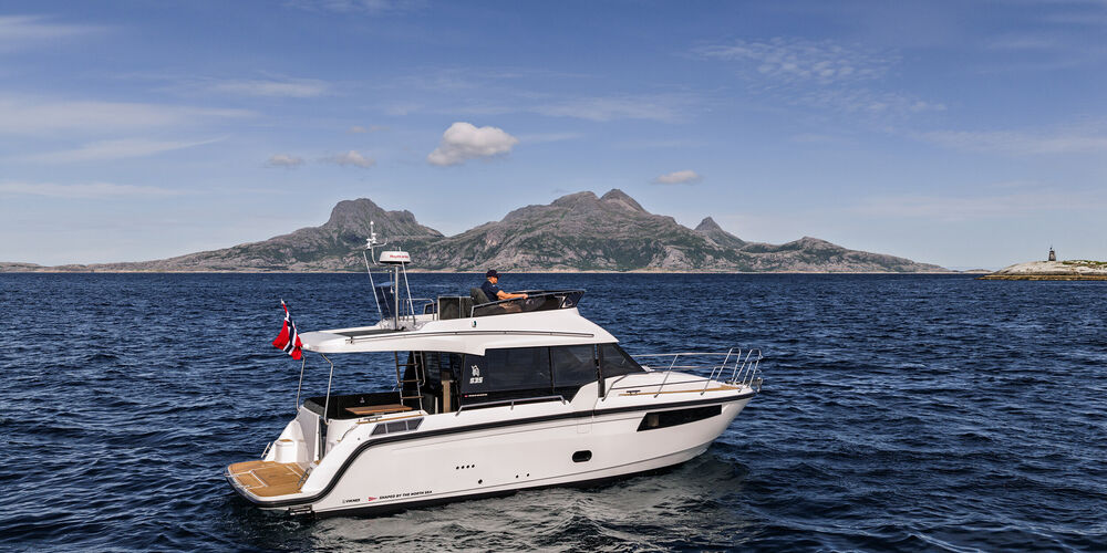 melior-yachtsvikness35-fly-24
