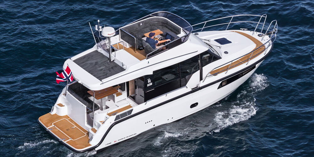 melior-yachtsvikness35-fly-37