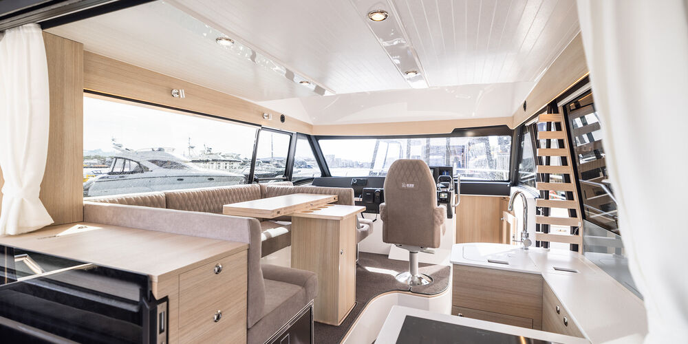 melior-yachtsvikness35-fly-44