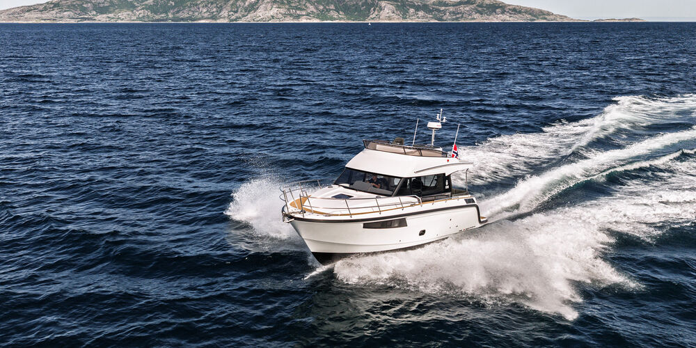 melior-yachtsvikness35-fly-54