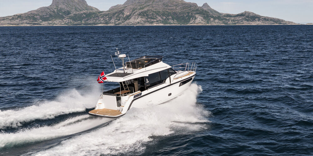 melior-yachtsvikness35-fly-55
