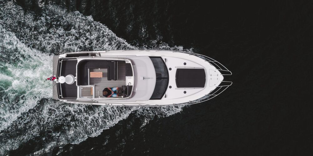 skilso-39-fly-0157-edit-scaled