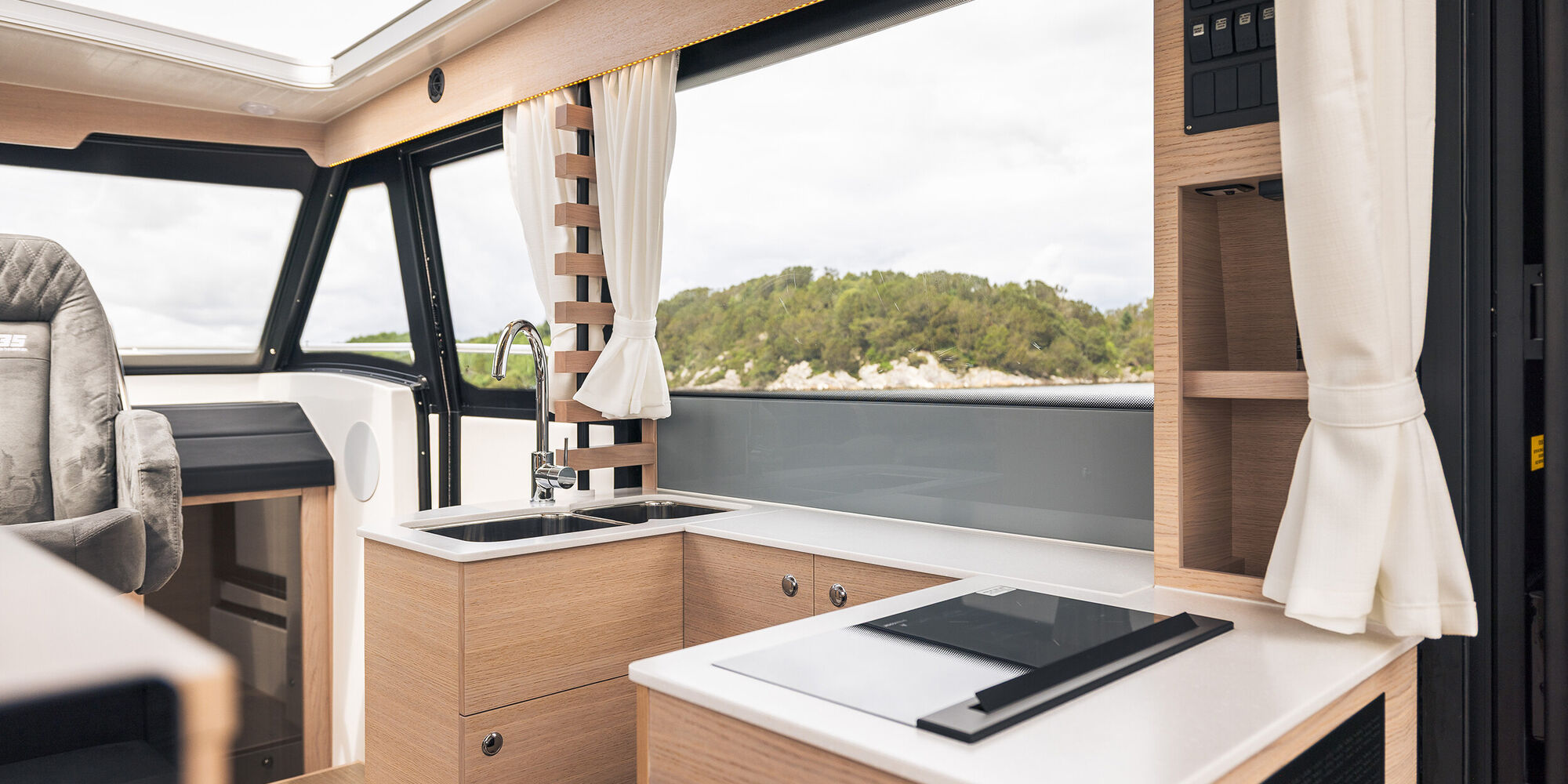 melior-yachtsviknes-s35-panora