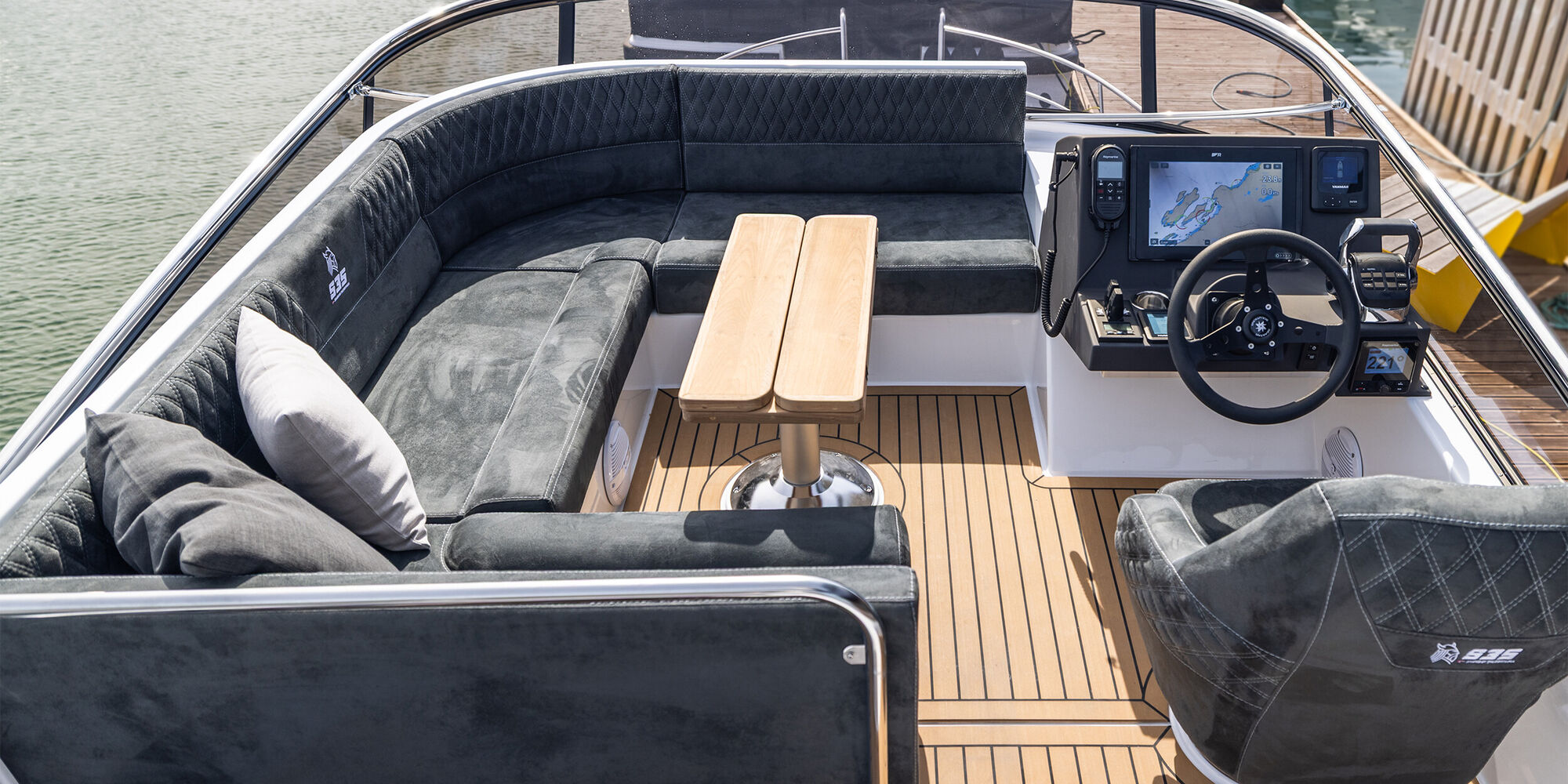 melior-yachtsvikness35-fly-112