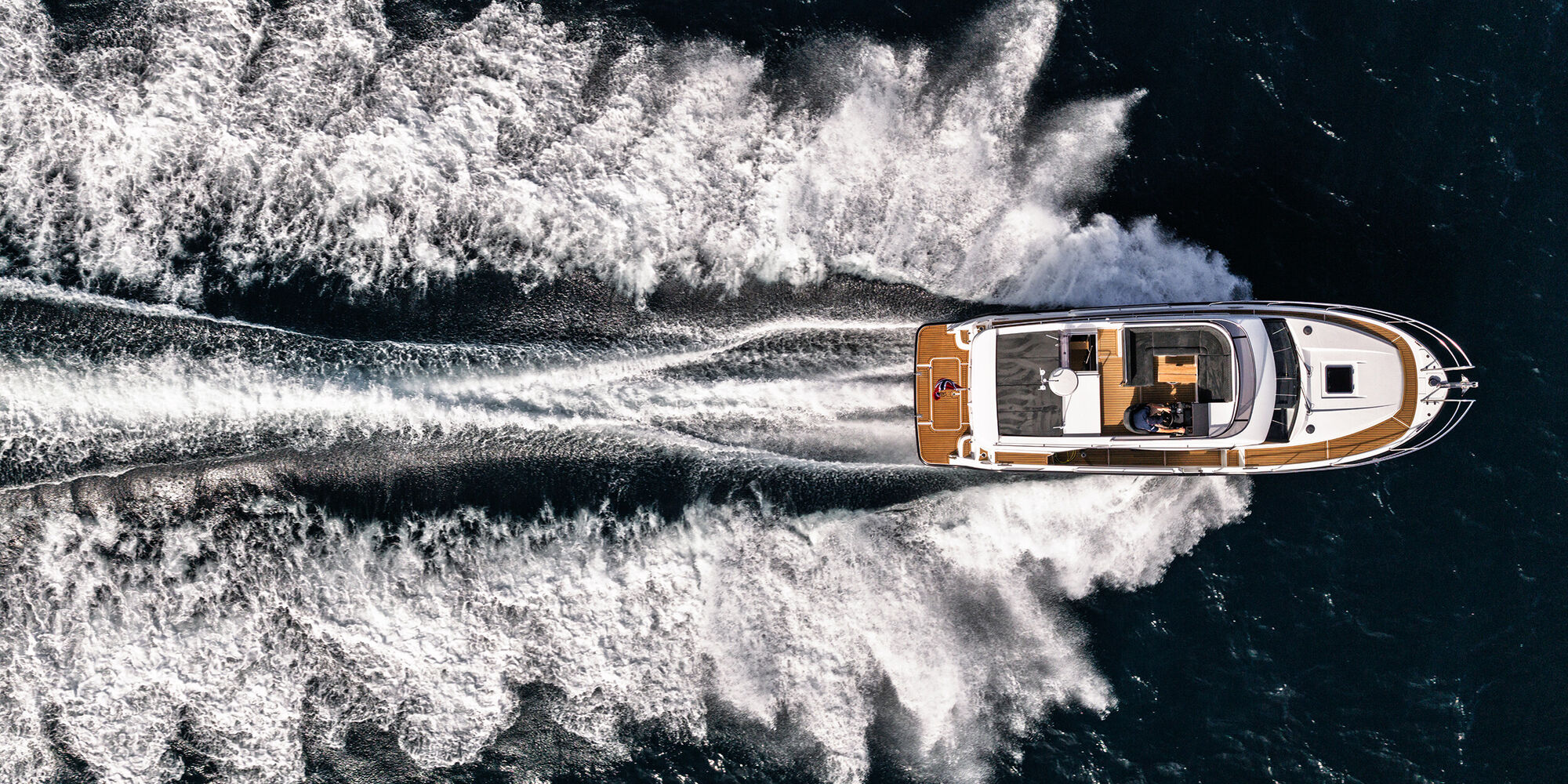 melior-yachtsvikness35-fly-61