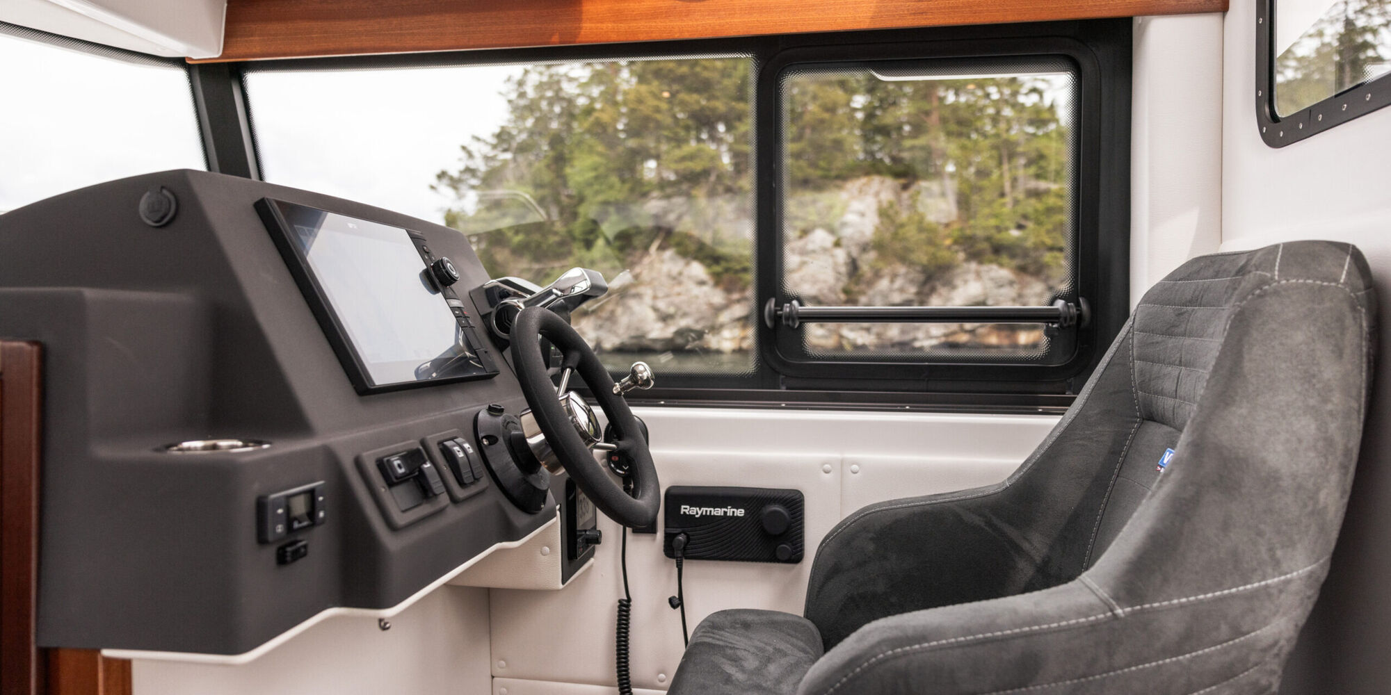 viknes-8-0425-1-scaled