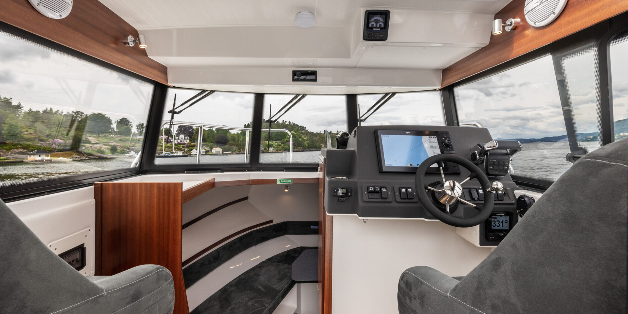 viknes-8-0463-scaled