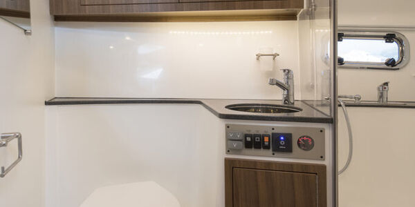 saga-385-ab7i3207-683x1024