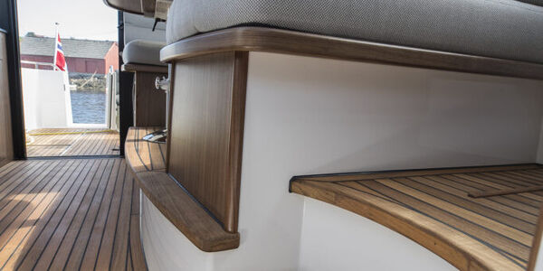 saga-385-ab7i3221-683x1024