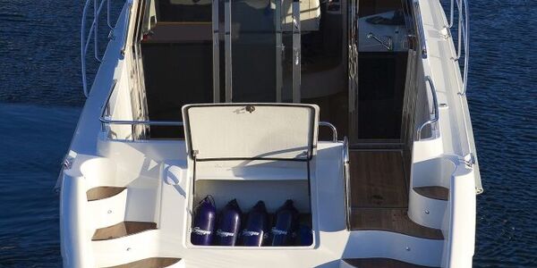 web-i0p6526-693x1024